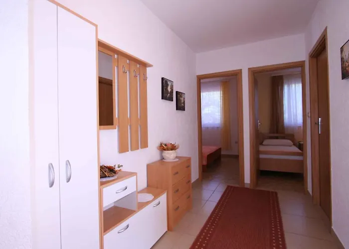 In - Insel Krk 13442 Šilo